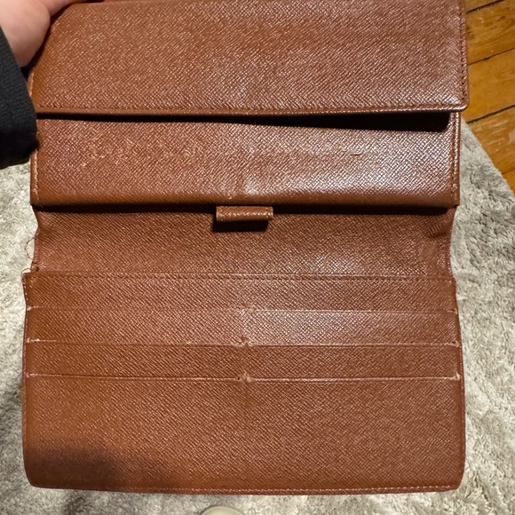 Louis Vuitton Monogram Wallet - Picture 3 of 12